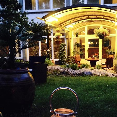 Dein Gutshof Hotel & Ferienwohnungen Гёрлиц Экстерьер фото