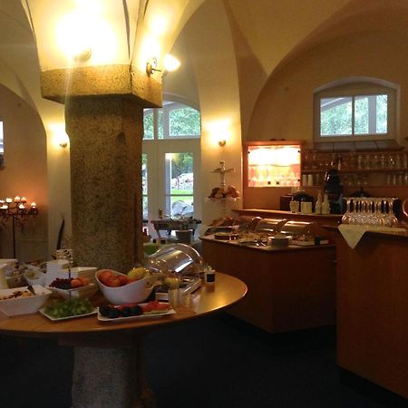 Dein Gutshof Hotel & Ferienwohnungen Гёрлиц Экстерьер фото